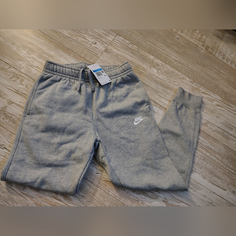 Nike Men's Gray Sweatpants
